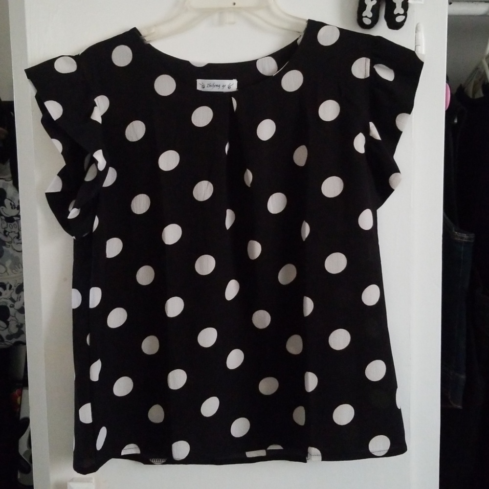Polka dot top